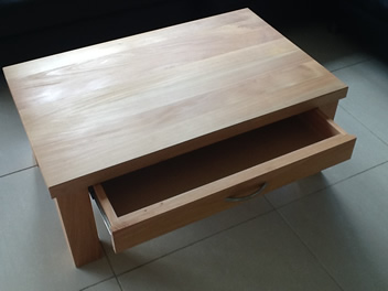 Coffee Table with Drawer_2